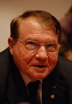 Portrait of Luc Montagnier