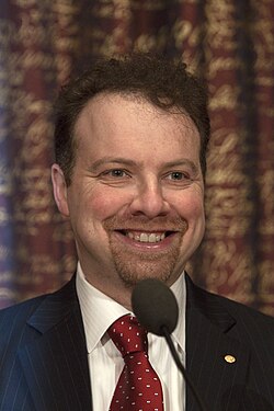 Portrait of Adam Riess