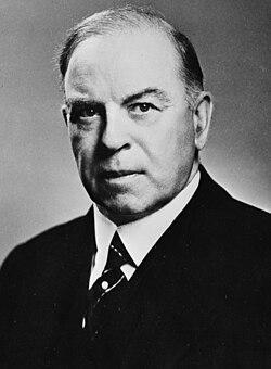 Portrait of William Lyon Mackenzie King