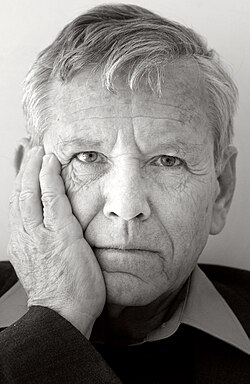 Portrait of Amos Oz