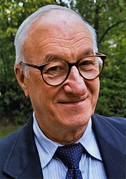 Portrait of Albert Bandura