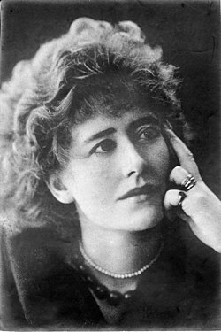 Portrait of Ellen Terry