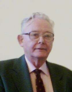 Portrait of Peter Mansfield