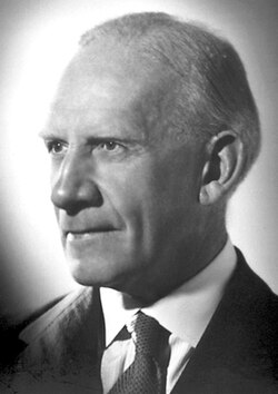 Portrait of Robert Robinson