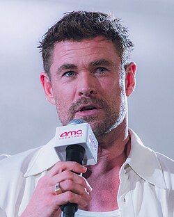 Portrait of Chris Hemsworth