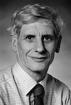 Portrait of David J. Thouless