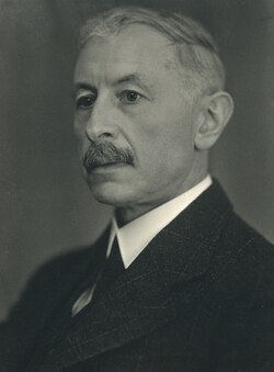 Portrait of Paul Karrer