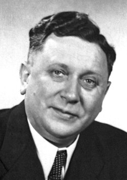 Portrait of Kurt Alder